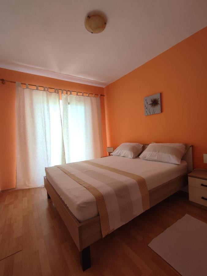Apartments Laus Zavalatica Eksteriør billede