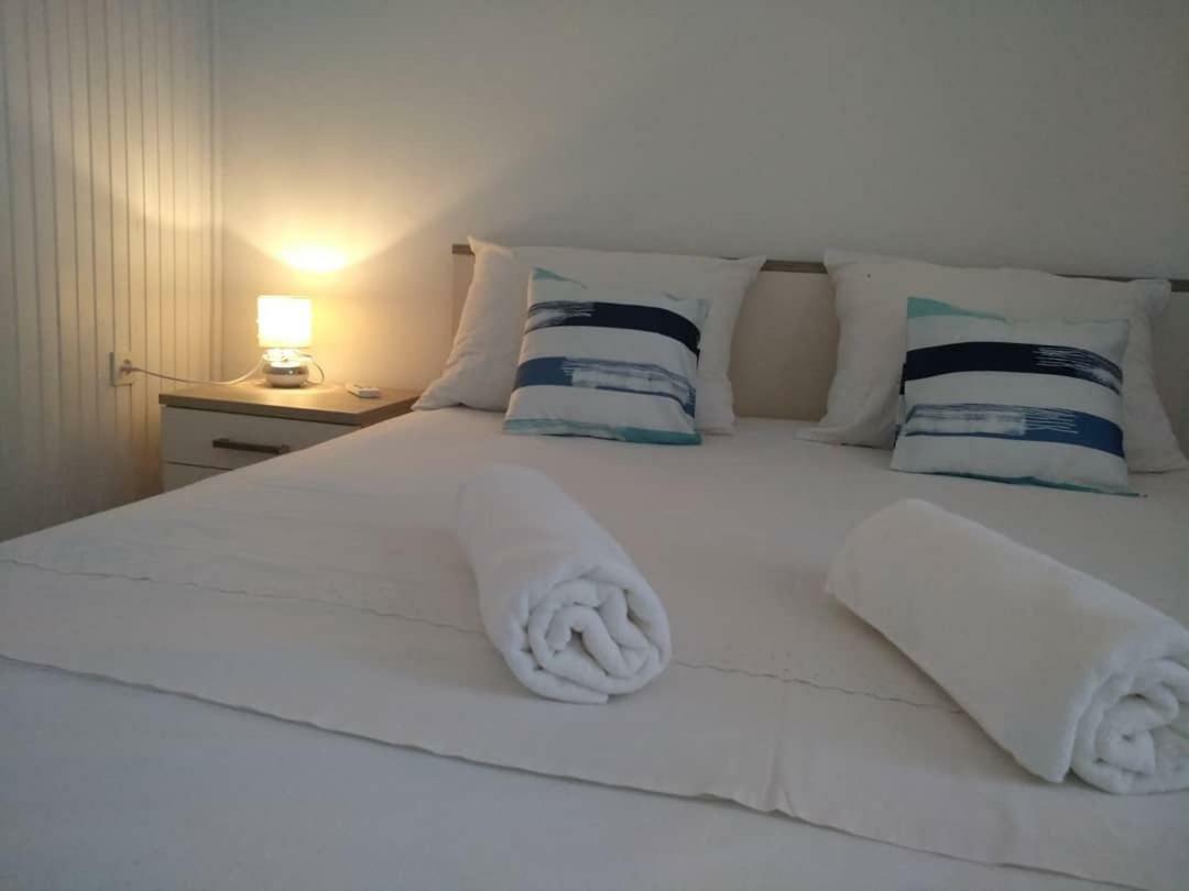 Apartments Laus Zavalatica Eksteriør billede